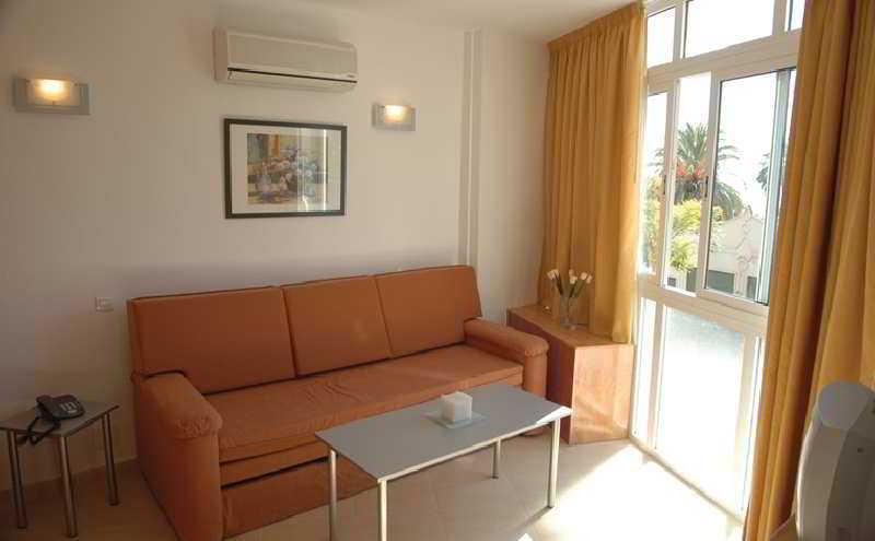 Apartamentos Doramar Benalmadena Bagian luar foto
