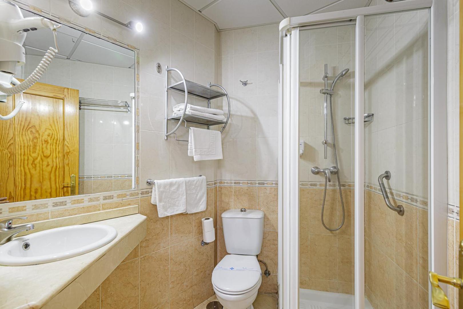 Apartamentos Doramar Benalmadena Bagian luar foto