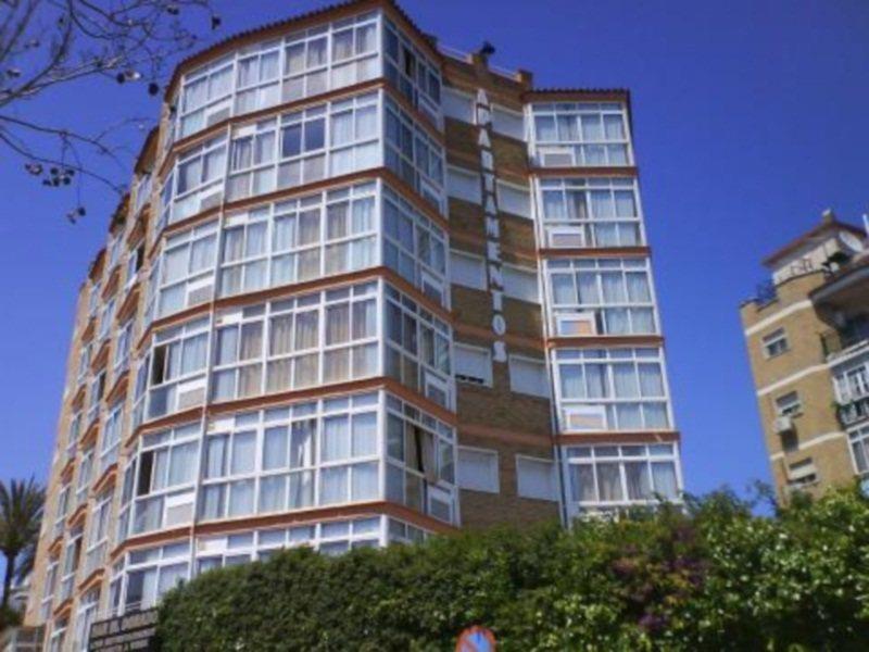 Apartamentos Doramar Benalmadena Bagian luar foto